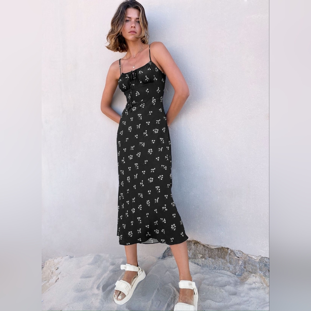 Aritzia Wilfred Below Dress